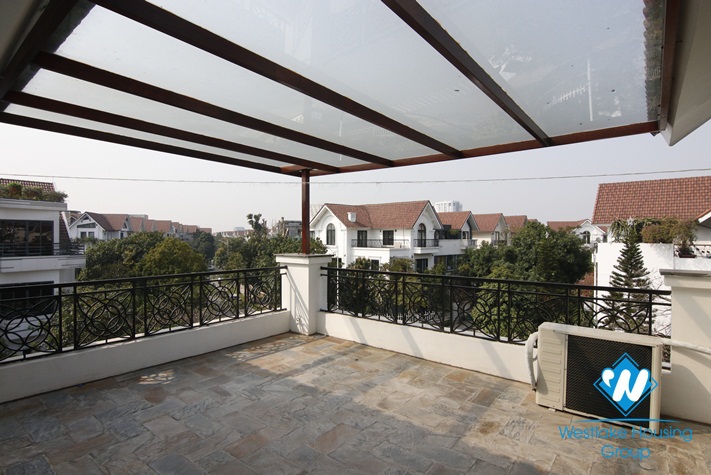 Spacious corner villa for rent in the heart of Vinhomes Riverside, Long Bien, Hanoi